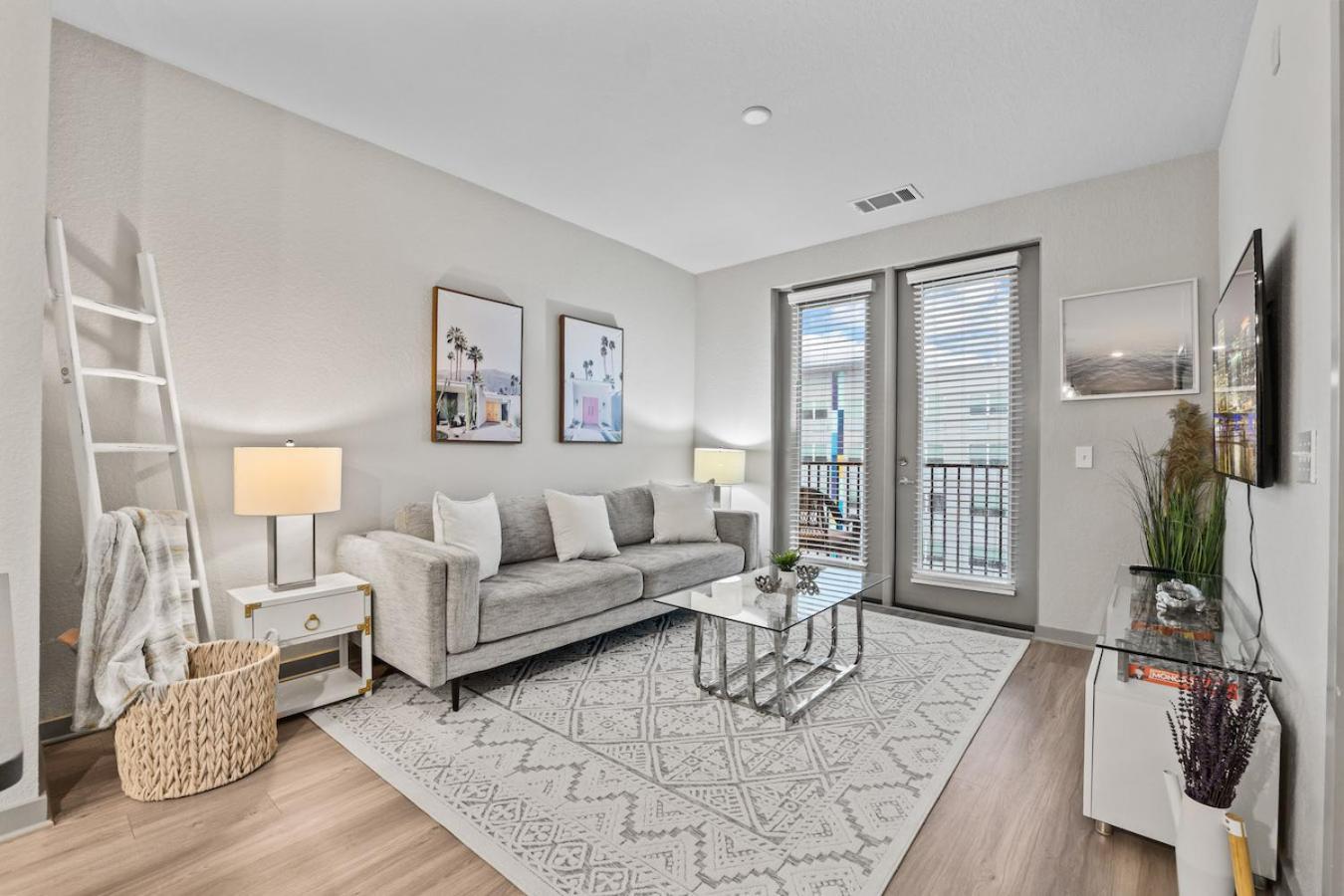 Tropicana Field 1 Bed In Downtown St Pete With Free Parking Сент-Питерсберг Экстерьер фото
