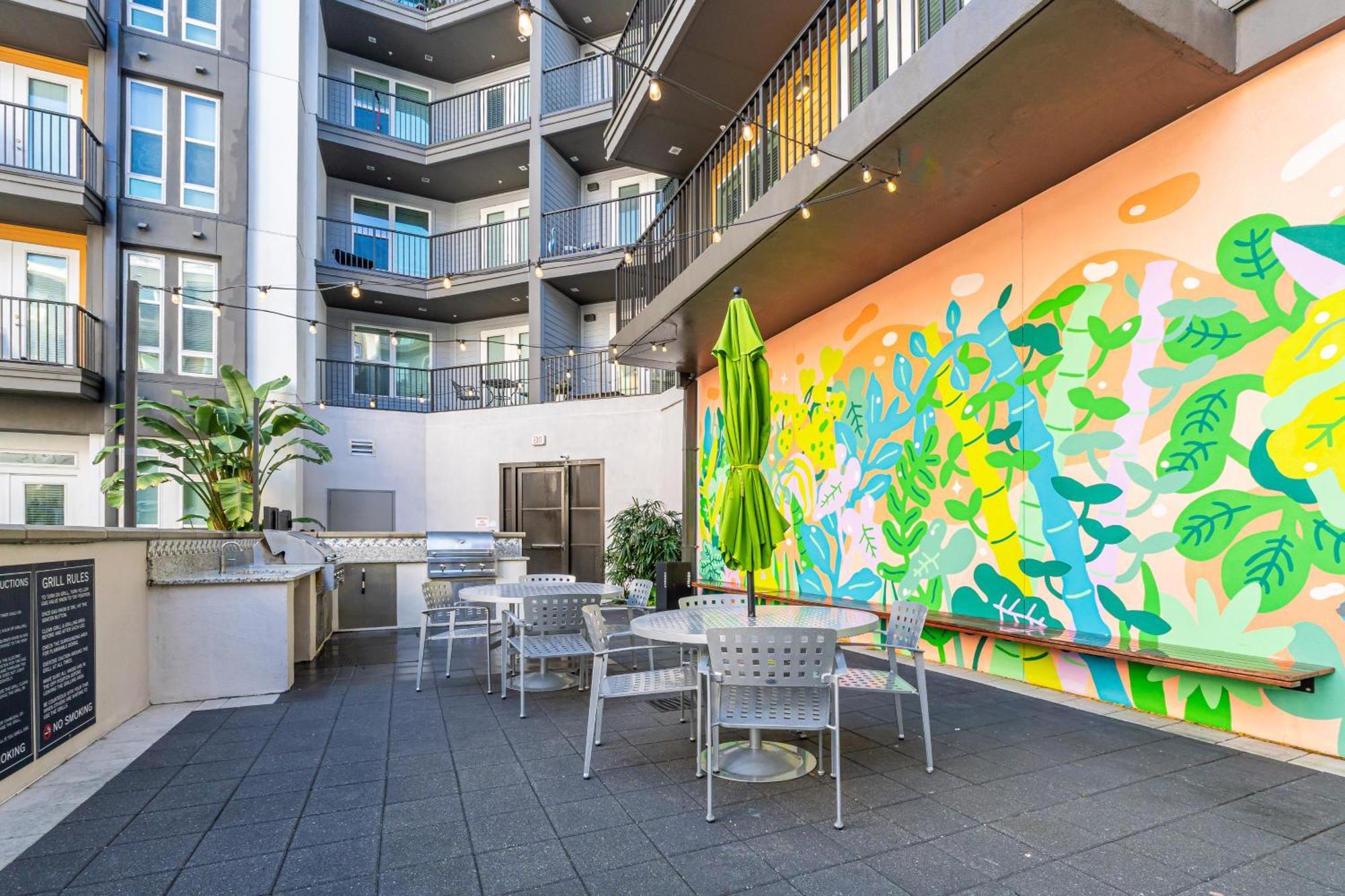 Tropicana Field 1 Bed In Downtown St Pete With Free Parking Сент-Питерсберг Экстерьер фото